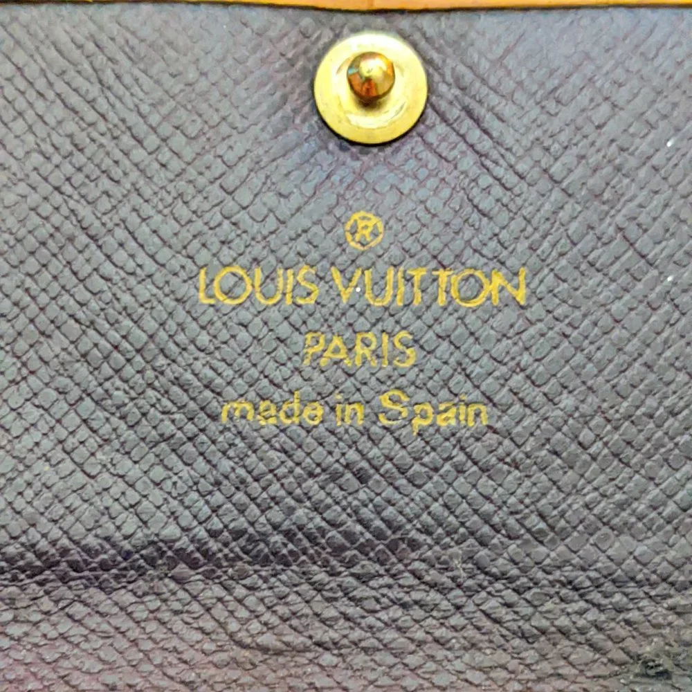 Louis Vuitton Epi Key Holder/Wallet #1540💥PRICE DROP💥